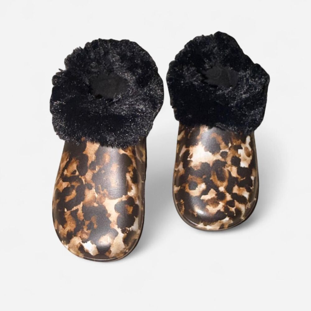 Totes Women's Black and Brown Clogs